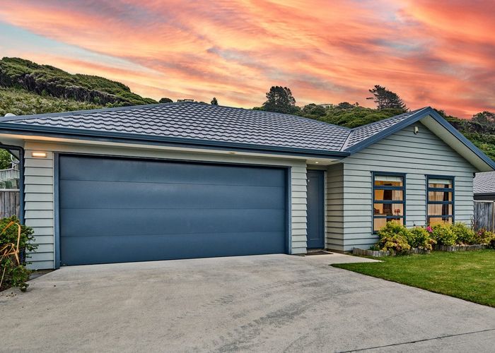  at 11 Moonsail Drive, Whitby, Porirua