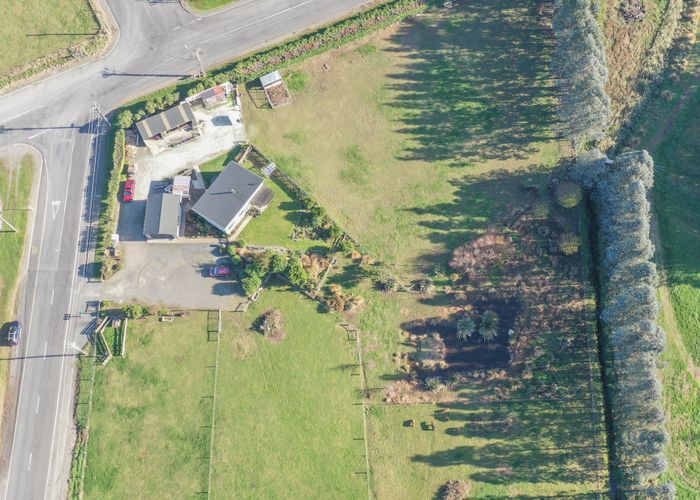  at 208 Avon Road, Clifton, Invercargill