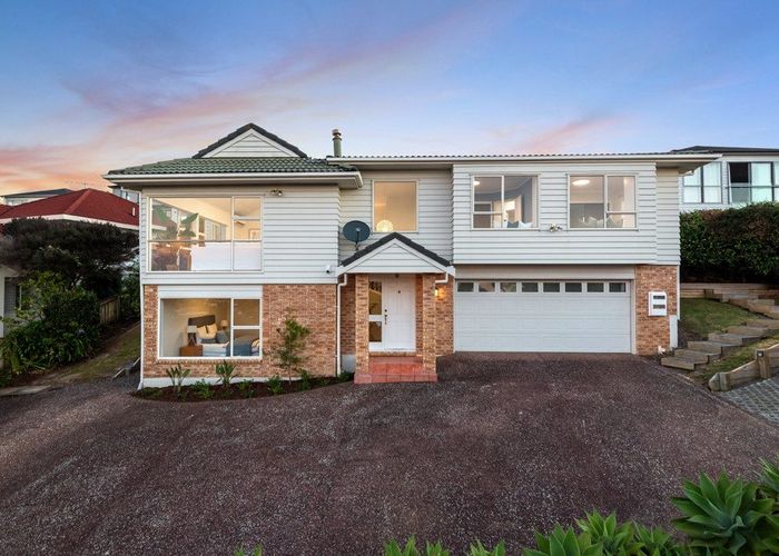  at 14 McFetridge Place, Hillcrest, North Shore City, Auckland