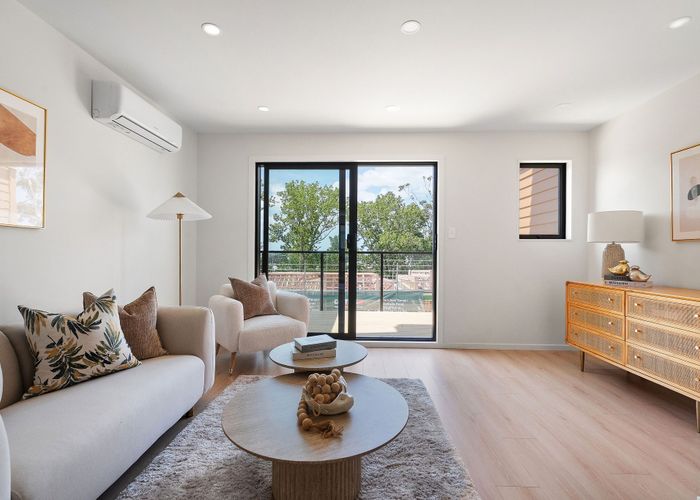  at 7/145 Albany Highway, Albany, North Shore City, Auckland