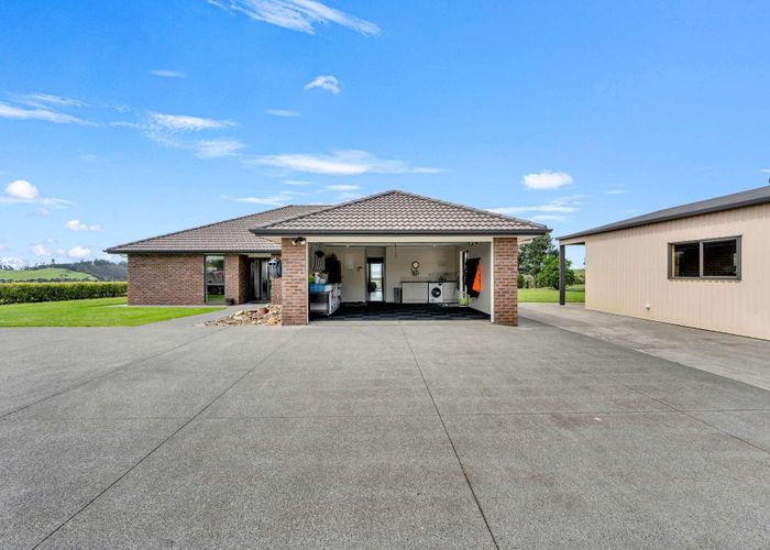  at 38D Kaipara Lake Road, Helensville, Rodney, Auckland