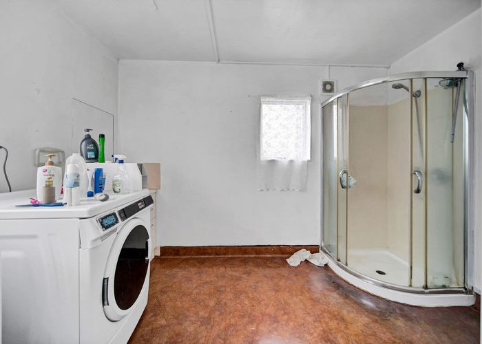  at 11 Dawson Road, Otara, Auckland