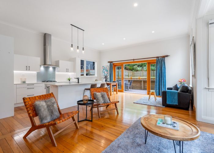  at 2 Carnarvon Street, Belleknowes, Dunedin