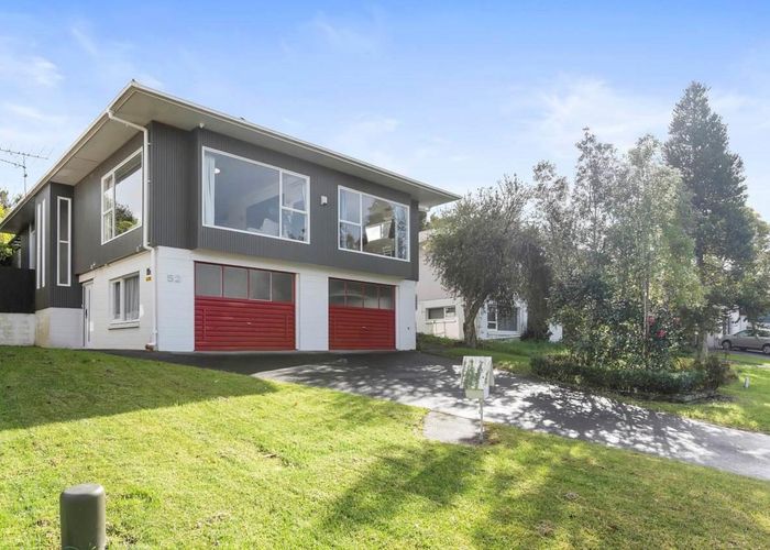  at 52 Meadowvale Avenue, Forrest Hill, Auckland