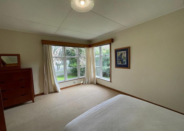  at 5 Harbour View Road, Point Chevalier, Auckland