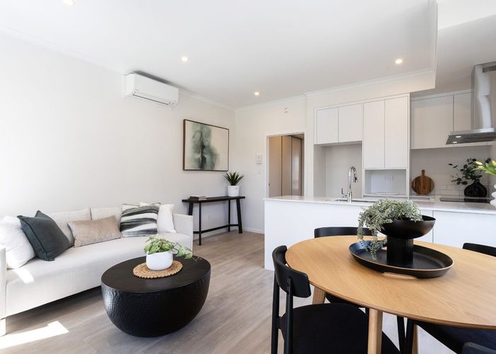  at Mahana Apartments - 9 Mahana Road, Northcote, North Shore City, Auckland