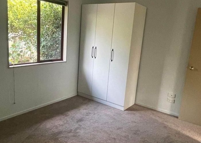  at 18 Triangle Road, Massey, Auckland