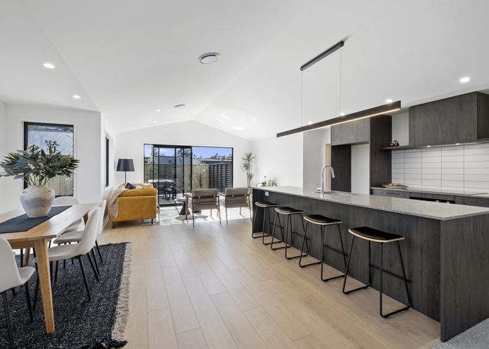  at 35 Sycamore Grove, Lower Vogeltown, New Plymouth