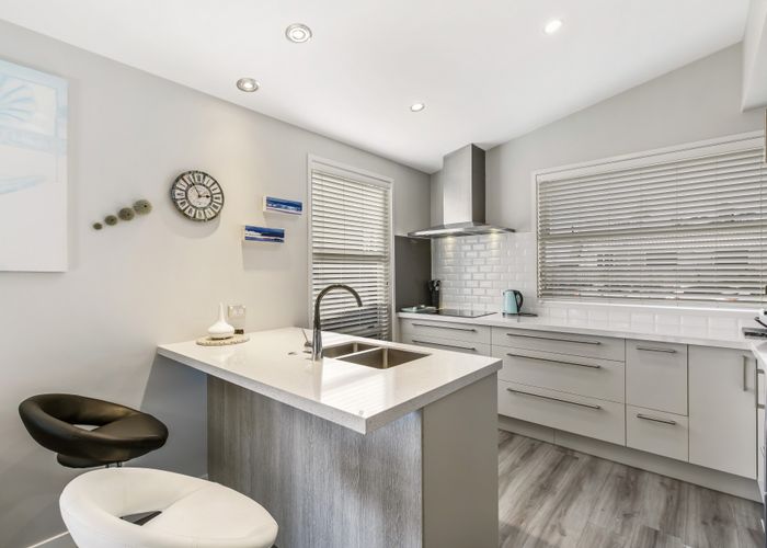  at 4 Westhill Lane, Papamoa Beach, Papamoa