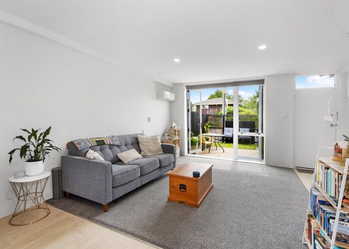  at 4/35 Craven Street, Sockburn, Christchurch