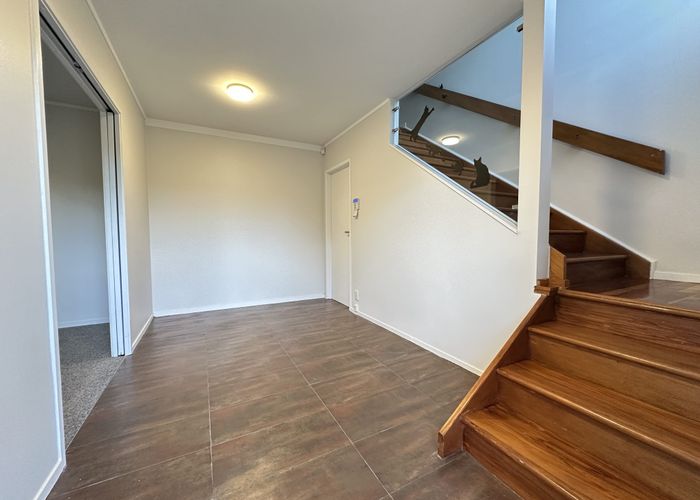  at 17 John Downs Drive, Browns Bay, North Shore City, Auckland