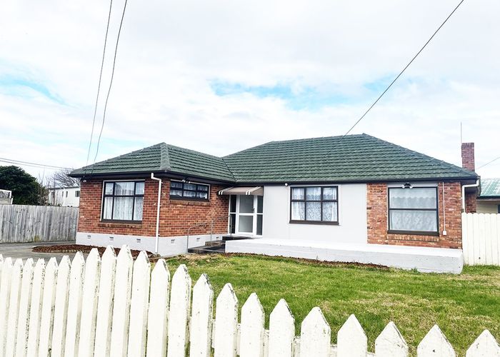  at 63 Gloucester Road, Manurewa, Manukau City, Auckland