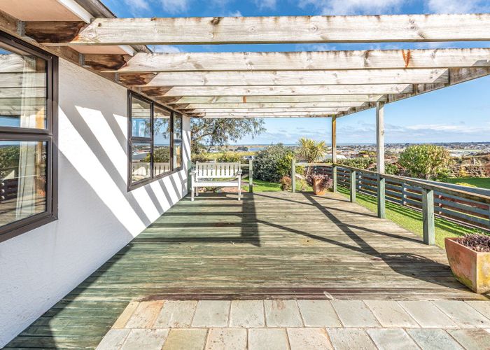  at 9 Tower Crescent, Durie Hill, Whanganui