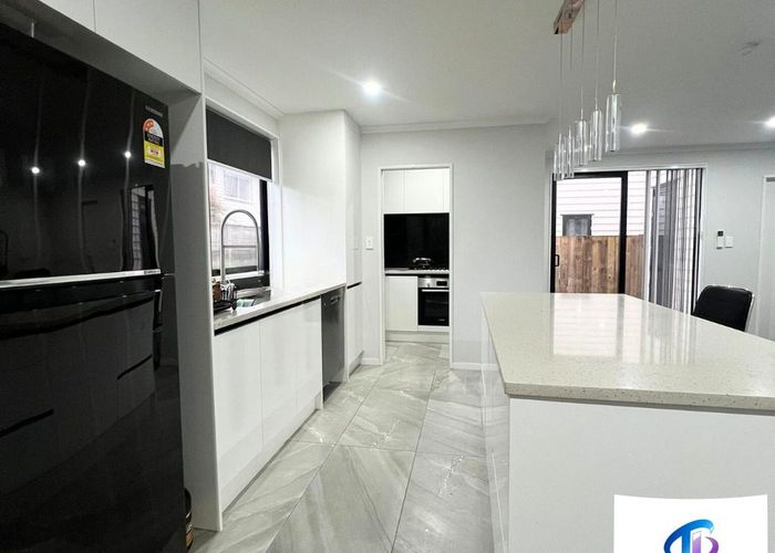  at 1/80 Elliot Street, Howick, Manukau City, Auckland