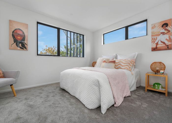  at Lt 2&3, 18 Dellwood Avenue, Henderson, Waitakere City, Auckland