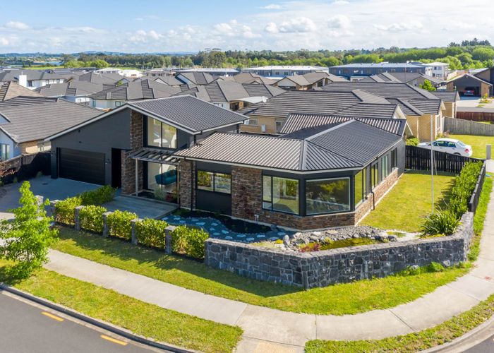  at 16 Brumbie Way, Karaka, Papakura