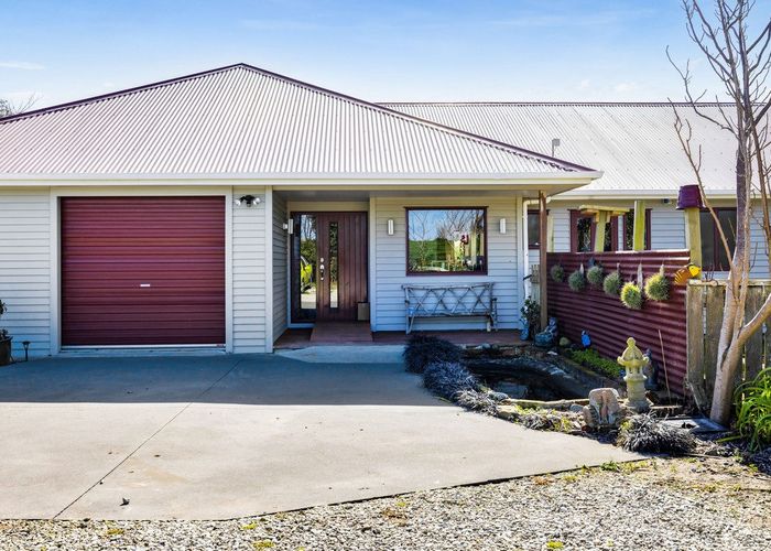 Free property data for 153 Kakaramea Road, Patea homes.co.nz