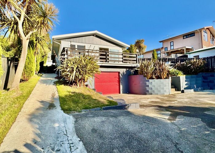  at 129 Conclusion Street, Ascot Park, Porirua