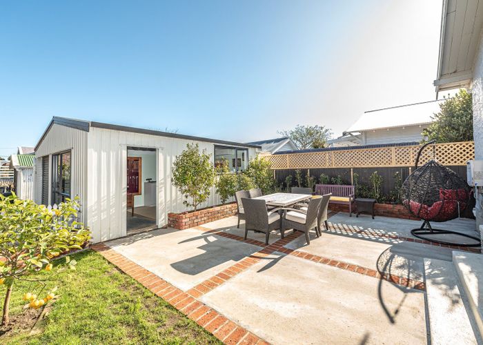 at 33 Grey Street, College Estate, Whanganui