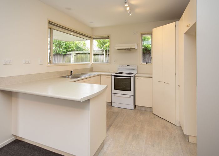  at 2/9 Ruru Road, Bromley, Christchurch City, Canterbury