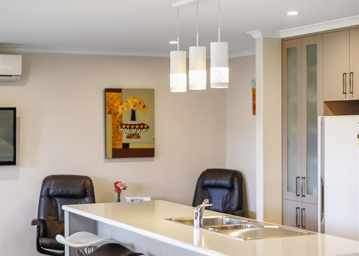  at 4 Briar Rose Court, Huntington, Hamilton