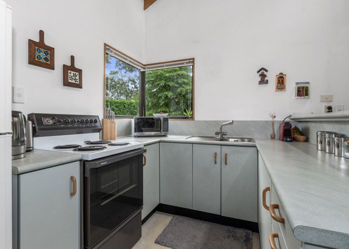  at 7 Kent Road, Regent, Whangarei