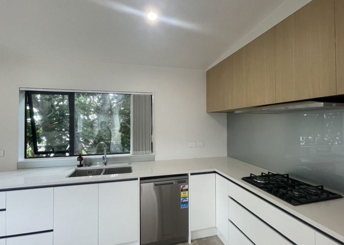  at 49A Bruce road, Glenfield, North Shore City, Auckland