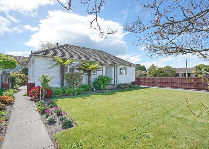  at 50 Pitcairn Crescent, Bryndwr, Christchurch