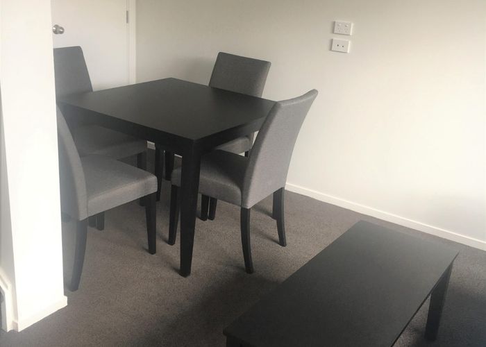  at 2/113 Knighton Road, Hillcrest, Hamilton, Waikato