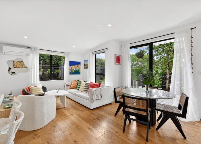  at 1/4 Glen Atkinson Street, Saint Heliers, Auckland City, Auckland