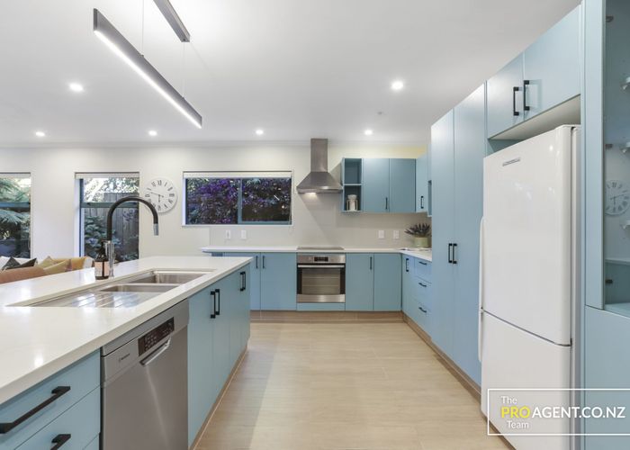  at 394 Huia Road, Titirangi, Auckland