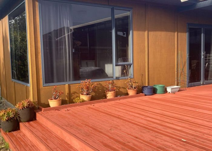  at 9 Hohiria St, Waikanae Beach, Kapiti Coast, Wellington