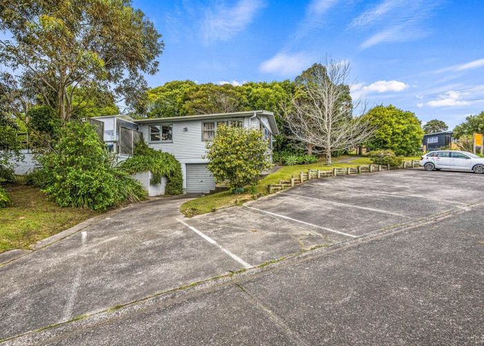  at 32  Waiora Road, Stanmore Bay, Rodney, Auckland