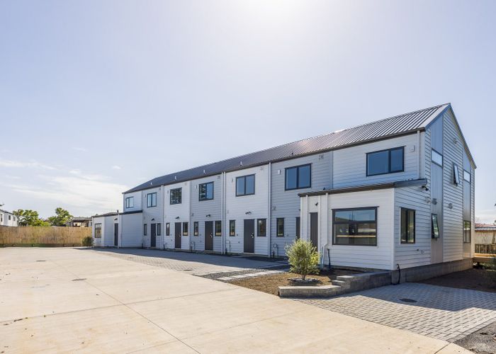  at 5/8 Blanes Road, Weymouth, Manukau City, Auckland