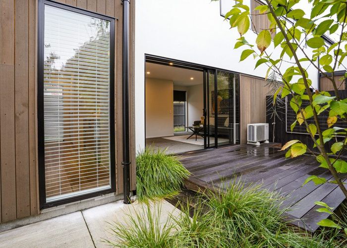  at 2/63 Waltham Road, Sydenham, Christchurch