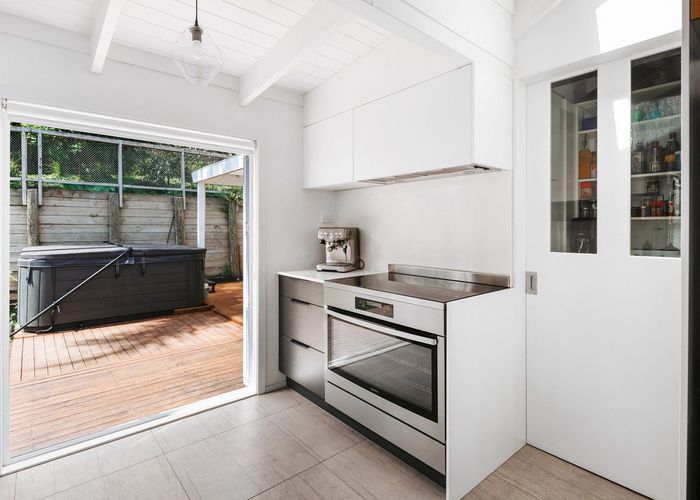  at 15 Claydon Place, Ohope