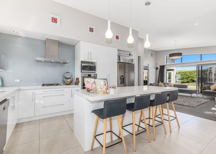  at 28 Nelson Avenue, Aotea, Porirua