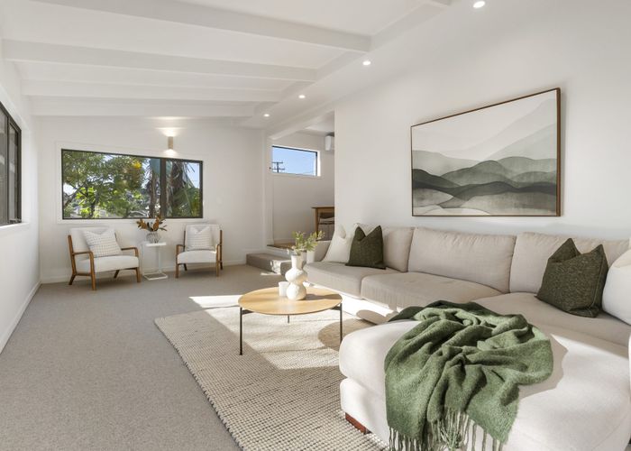  at 583 East Coast Road, Browns Bay, Auckland