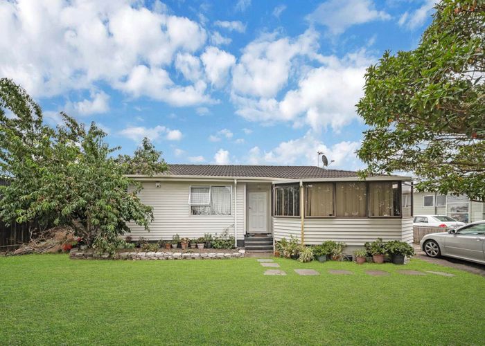  at 9 Brent Place, Manurewa, Manukau City, Auckland