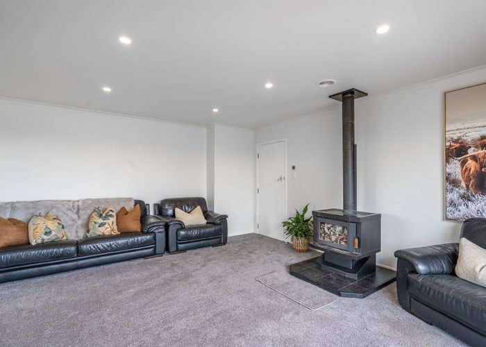  at 17 Morris Road, Heriot