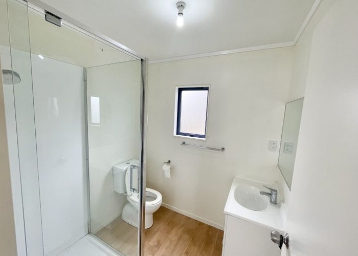  at 15a Swinburne Street, Blockhouse Bay, Auckland City, Auckland