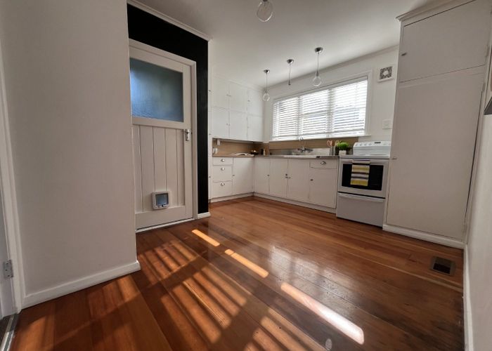  at 22 Lyndfield Lane, Newlands, Wellington, Wellington