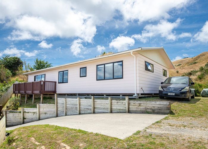  at 82 Arahura Crescent, Waitangirua, Porirua