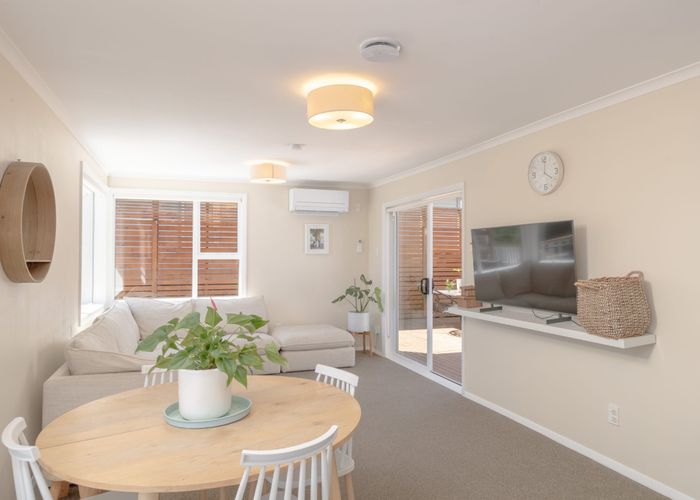  at 82 Thomas Street, Stokes Valley, Lower Hutt, Wellington