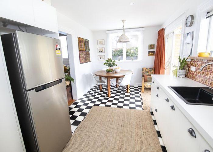  at 3 Paradise Road, Napier South, Napier