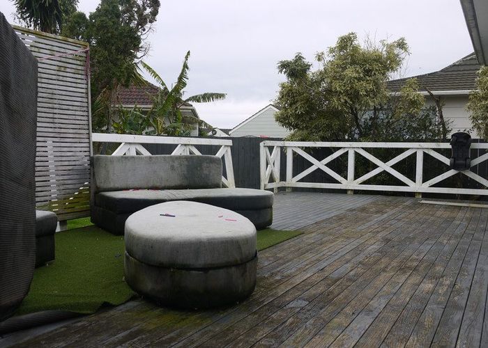  at 2/187A Buckland Road, Mangere East, Auckland
