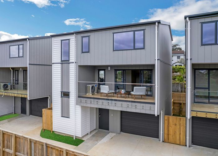  at 1/49 Northboro Road, Belmont, Auckland