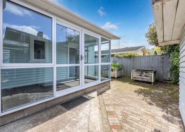  at 18 Winter Street, Fairfield, Hamilton