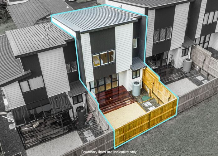  at 6/46 Vera Road, Te Atatu South, Auckland