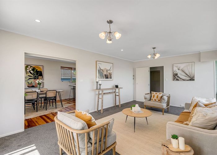  at 18 Gordon Road, Plimmerton, Porirua